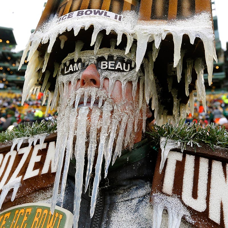 Jeff Kahlow Gallery - Die Hard Packer Fan